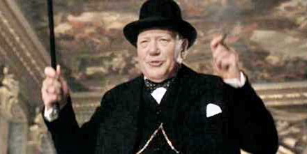 Albert_Finney_as_WSC