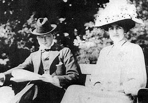 Young Winston and Clementine